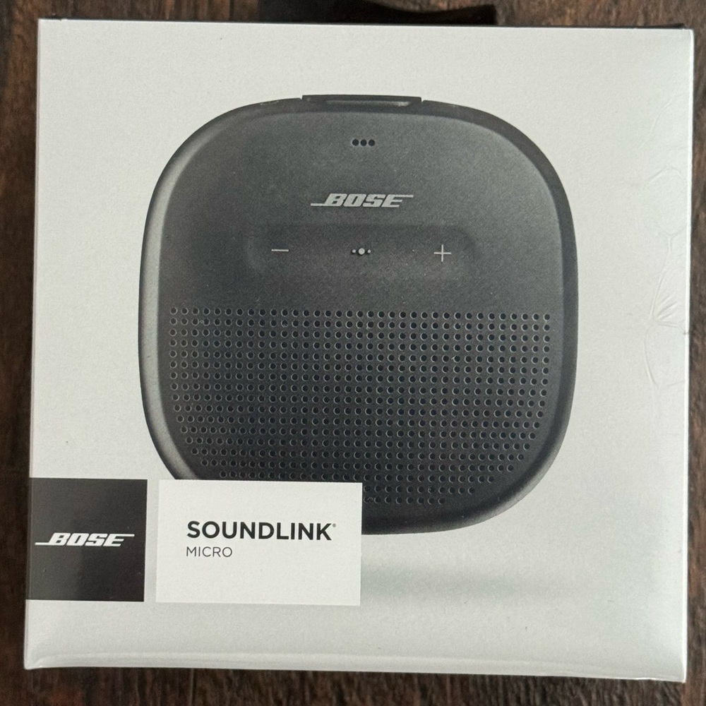 Bose SoundLink Micro (783342-0100) Portable Speaker System Brand New